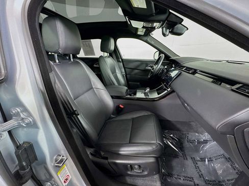 Used 2025 Land Rover Range Rover Velar Dynamic SE image 28