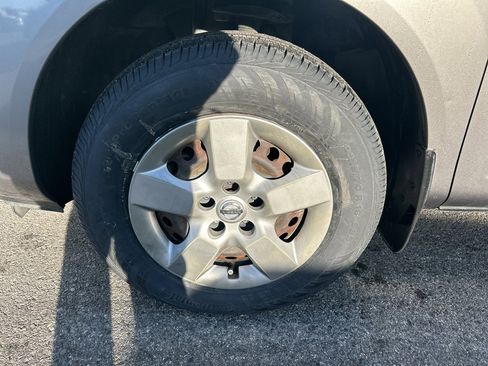 Used 2015 Nissan Rogue S w/ Convenience Package image 10