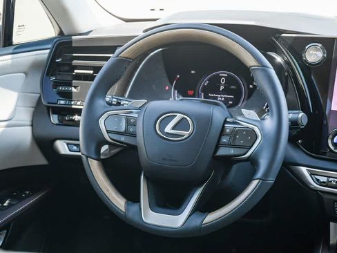 Used 2023 Lexus RX 350 AWD/4WD image 12
