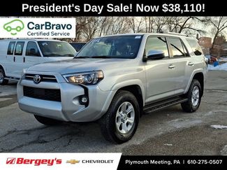 Used 2024 Toyota 4Runner SR5 video 1