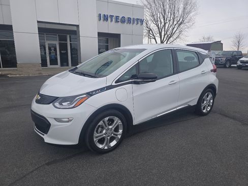 Used 2021 Chevrolet Bolt LT w/ Driver Confidence Package image 2