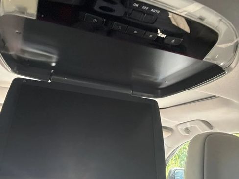 Used 2016 Toyota Highlander XLE AWD/4WD image 28