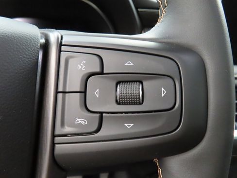 Used 2024 GMC Yukon AT4 image 52