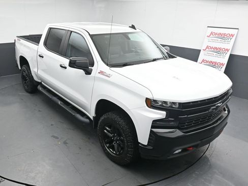 Used 2021 Chevrolet Silverado 1500 LT Trail Boss image 24