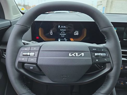 New 2026 Kia Sportage EX w/ EX Panorama Roof Package image 9