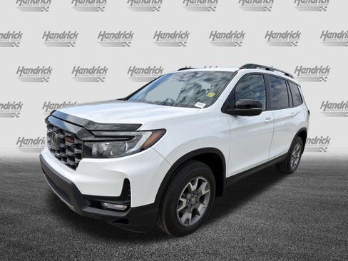 Used 2022 Honda Passport TrailSport image 4