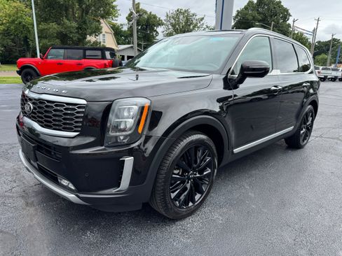Used 2020 Kia Telluride SX w/ SX Prestige Package AWD/4WD image 3