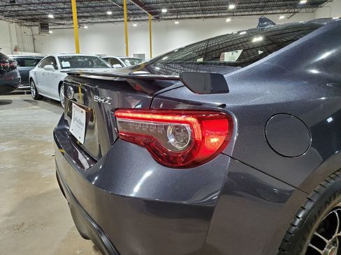 Used 2017 Subaru BRZ Premium w/ Popular Package #3 image 42