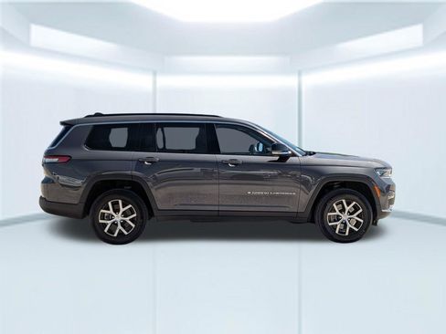 Used 2025 Jeep Grand Cherokee L Limited RWD image 7