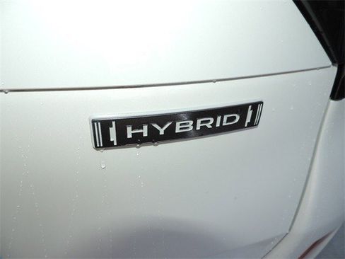 Certified 2025 Subaru Forester Premium image 14