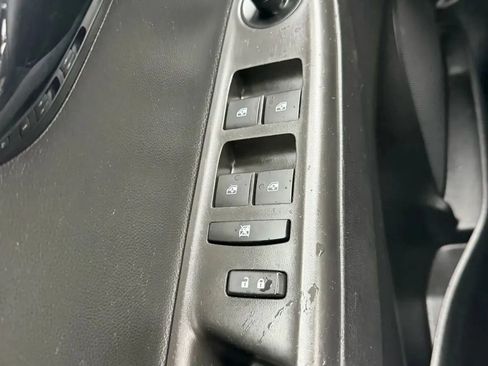 Used 2020 Chevrolet Spark LT image 22