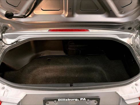 Used 2010 MAZDA MX-5 Miata Touring RWD image 32
