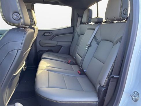 New 2026 Chevrolet Colorado ZR2 w/ Off-Road Front Bumper Package image 13