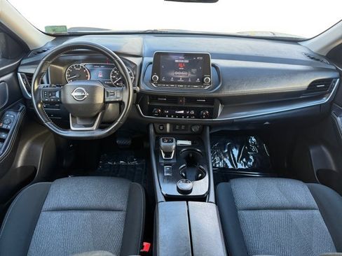Used 2025 Nissan Rogue SV AWD/4WD image 13