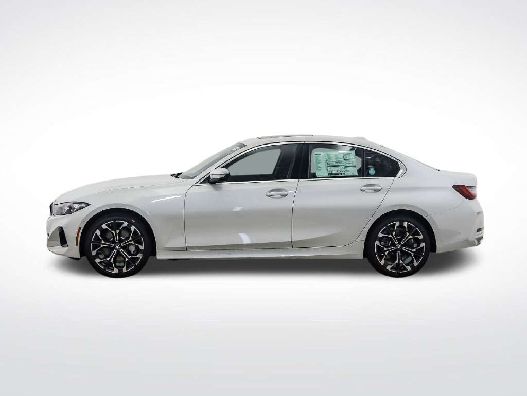 Used 2026 BMW 330i xDrive Sedan w/ Premium Package AWD/4WD image 2