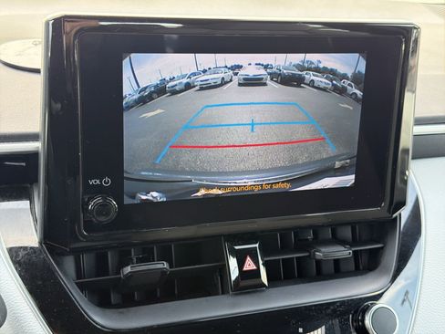 Used 2024 Toyota Corolla SE FWD image 25