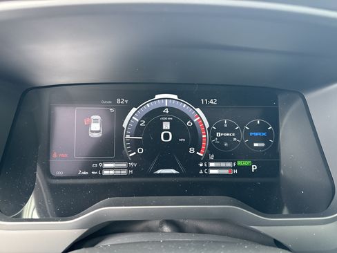 New 2026 Toyota Sequoia Platinum AWD/4WD image 18