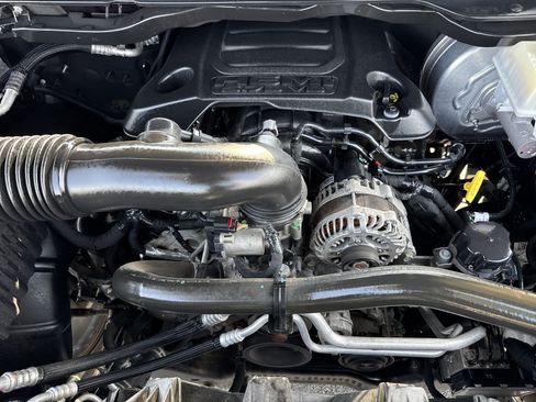 Used 2019 RAM 1500 Limited AWD/4WD image 31