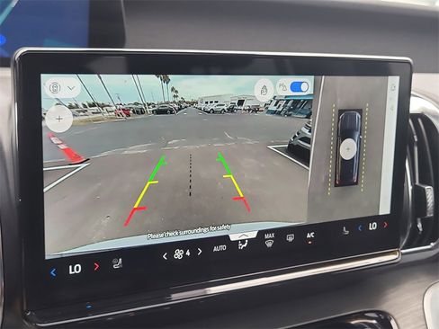 Used 2025 Ford Expedition Max Platinum image 28