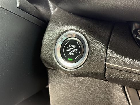 Used 2023 Buick Envision Essence FWD image 26