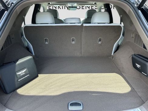 New 2026 Genesis GV70 2.5T Advanced w/ G1 Accessory Package AWD/4WD image 13