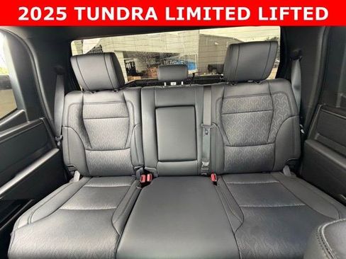 Used 2025 Toyota Tundra Limited AWD/4WD image 10