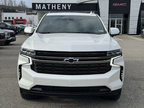 Used 2022 Chevrolet Suburban RST w/ Luxury Package image 8