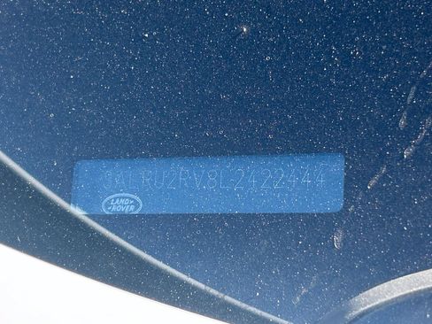 Used 2020 Land Rover Discovery Landmark AWD/4WD image 12
