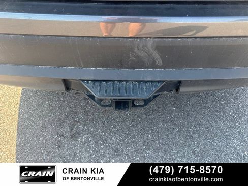 Used 2021 Toyota Highlander XLE FWD image 26