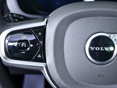 New 2026 Volvo XC60 B5 Plus w/ Protection Package Premier AWD/4WD image 9