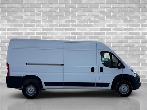 Used 2023 RAM ProMaster 2500 image 8