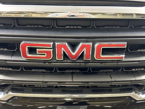 Used 2020 GMC Sierra 1500 4x4 Crew Cab w/ Sierra Value Package image 10