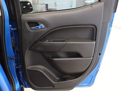 Used 2022 Chevrolet Colorado LT w/ Safety Package RWD image 30
