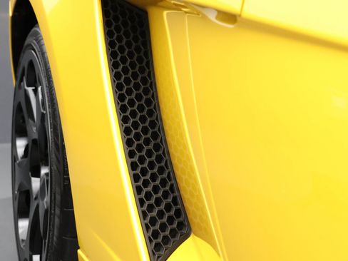 Used 2004 Lamborghini Gallardo image 22