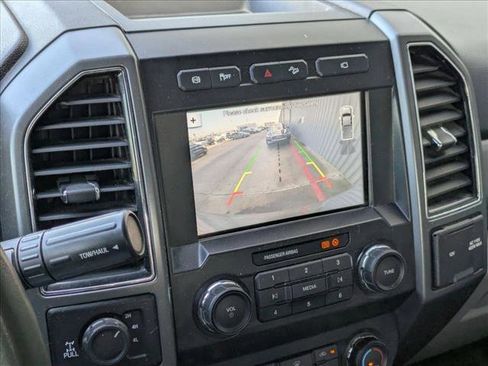 Used 2019 Ford F350 XLT w/ XLT Premium Package image 10