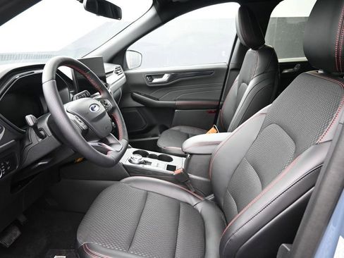 New 2026 Ford Escape ST-Line w/ Tech Pack #1 AWD/4WD image 16