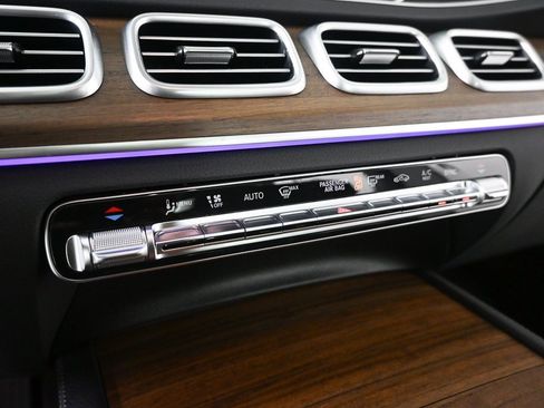 Certified 2025 Mercedes-Benz GLE 350 4MATIC image 14