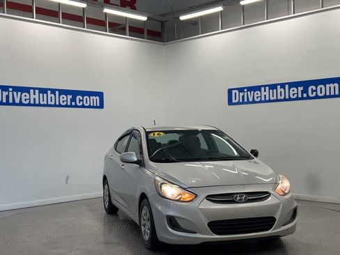 Used 2016 Hyundai Accent SE FWD image 5