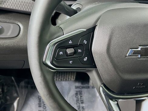 Used 2025 Chevrolet Trax ACTIV w/ Sunroof Package image 10