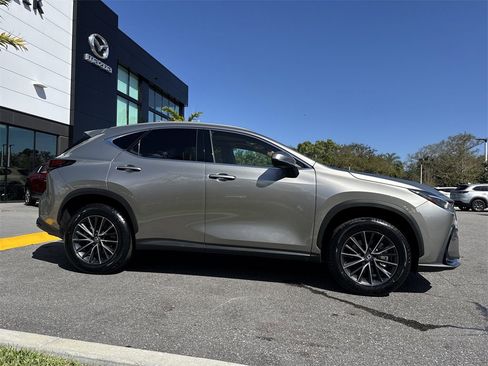 Used 2024 Lexus NX 250 FWD w/ Towing Package (2000 Lbs) image 24