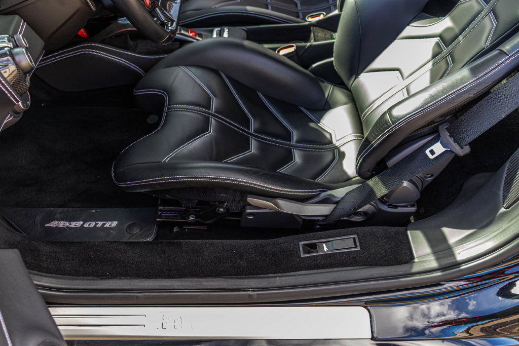 Certified 2018 Ferrari 488 GTB RWD image 42