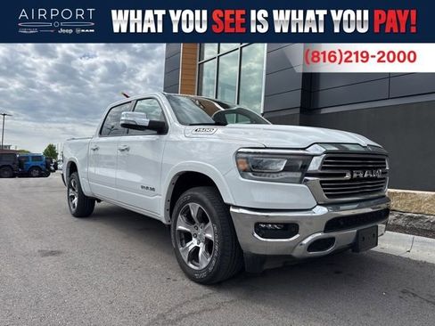 Used 2022 RAM 1500 Laramie AWD/4WD image 1