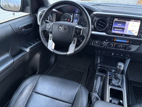 Used 2022 Toyota Tacoma Limited w/ Nightshade Package image 20