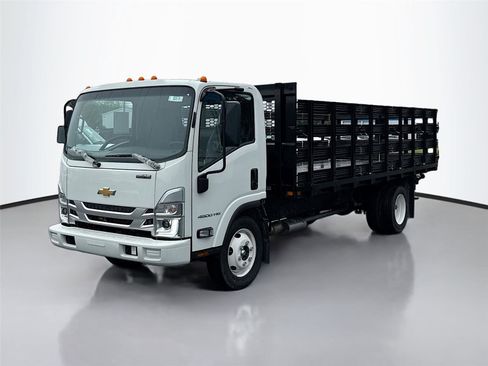 New 2025 Chevrolet Low Cab Forward RWD image 3