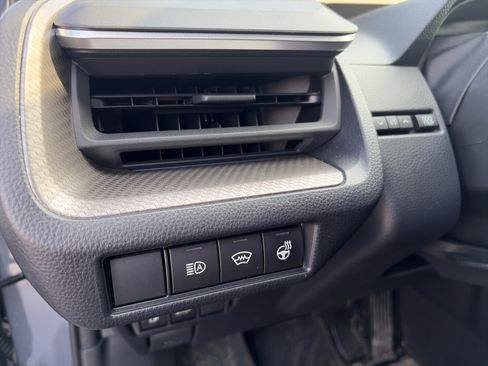 Used 2026 Toyota Prius Limited w/ Limited Premium Package image 24