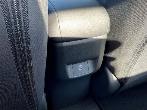 New 2025 Nissan Versa SV w/ Trunk Package image 22