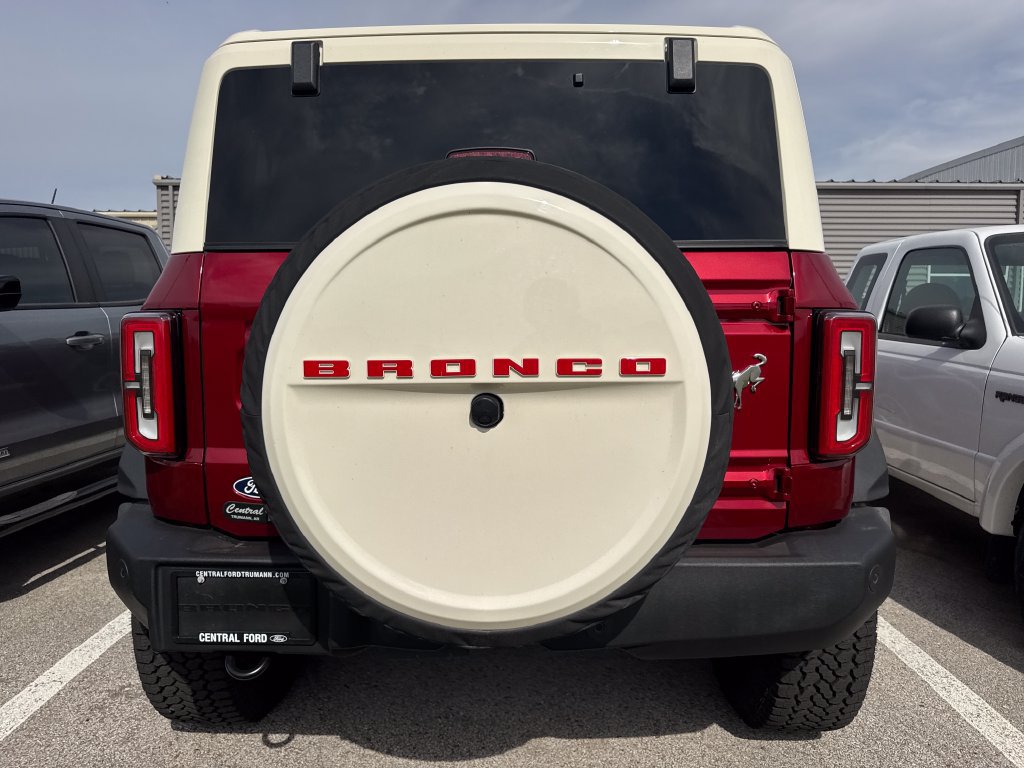 Used 2026 Ford Bronco Outer Banks w/ Sasquatch Package AWD/4WD image 7