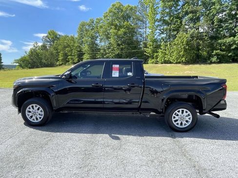 New 2026 Toyota Tacoma SR5 RWD image 2