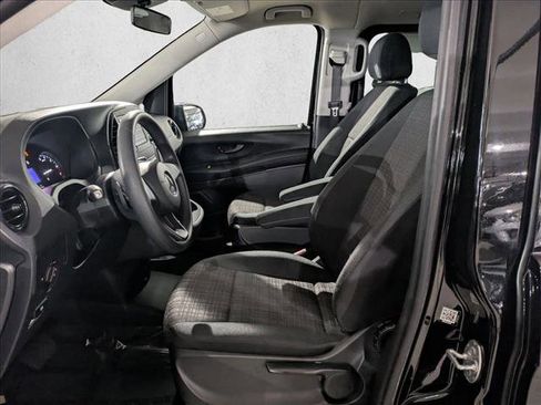 Used 2020 Mercedes-Benz Metris Passenger image 23