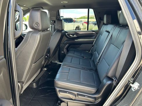 Used 2024 Chevrolet Tahoe RST w/ Luxury Package AWD/4WD image 10